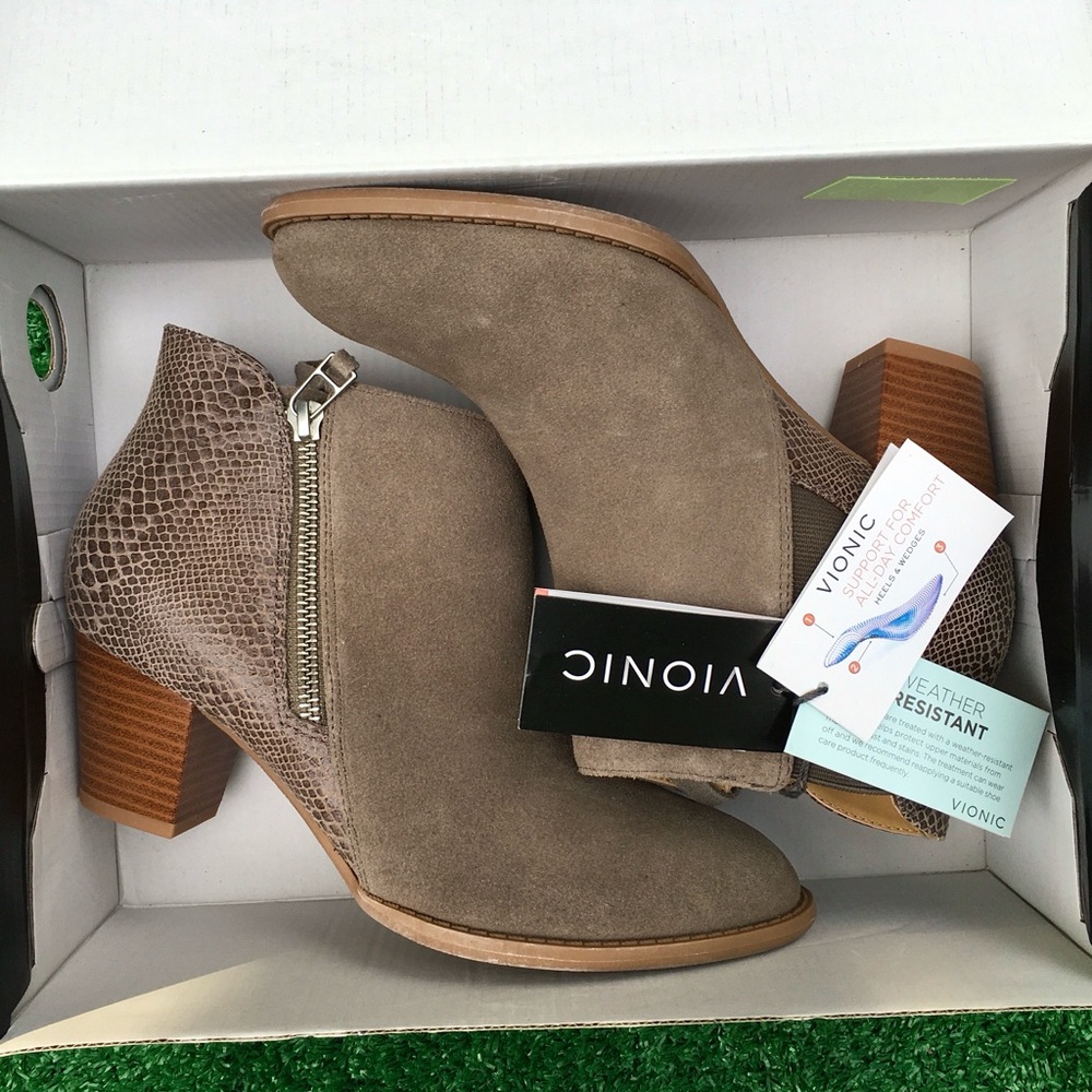 Vionic Anne Suede Ankle Boots Size 6.5 - NWT